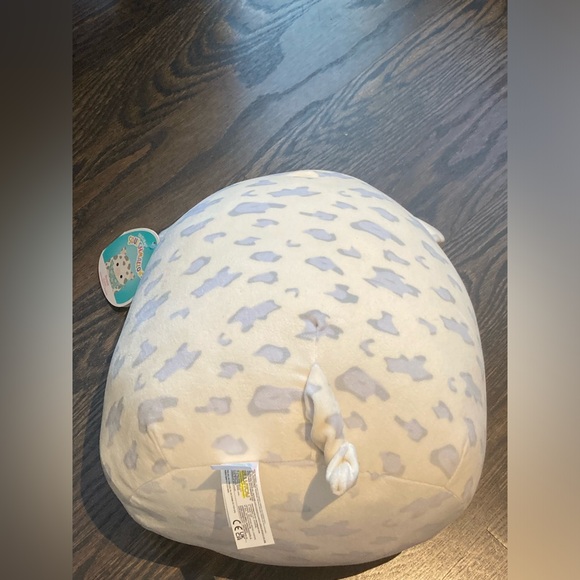 12 “ Rosie the pig with bandanna Squishmallows 🐷 - Picture 2 of 2